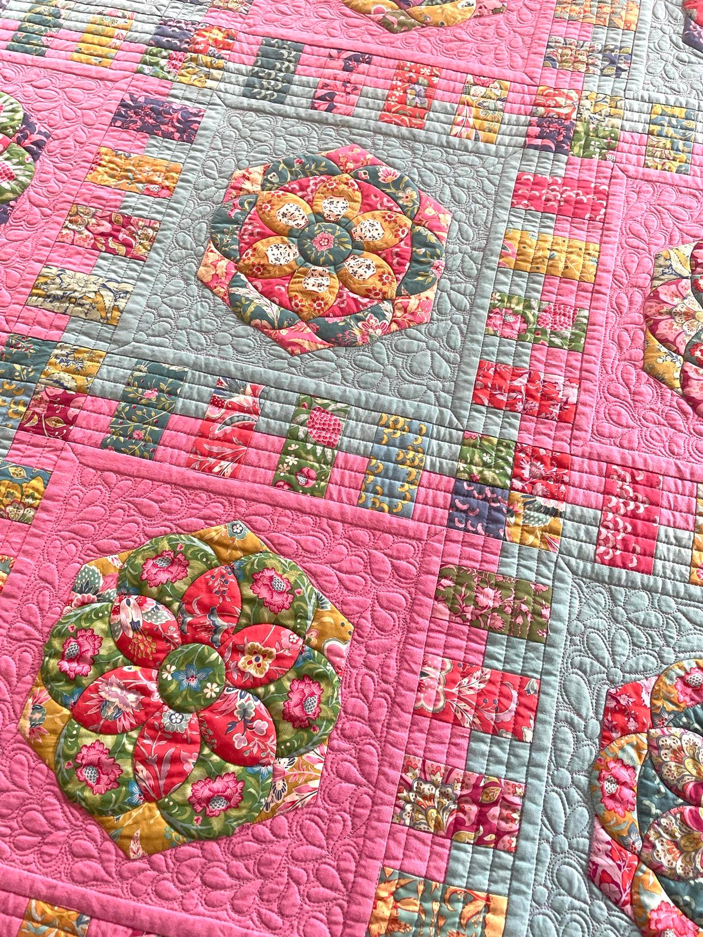 Mini Mandala Applique Online Course